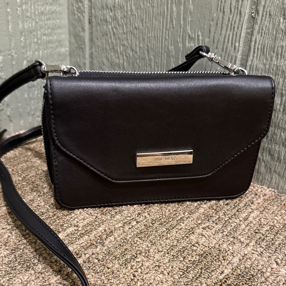 Nine West Elegant Black Crossbody Bag
